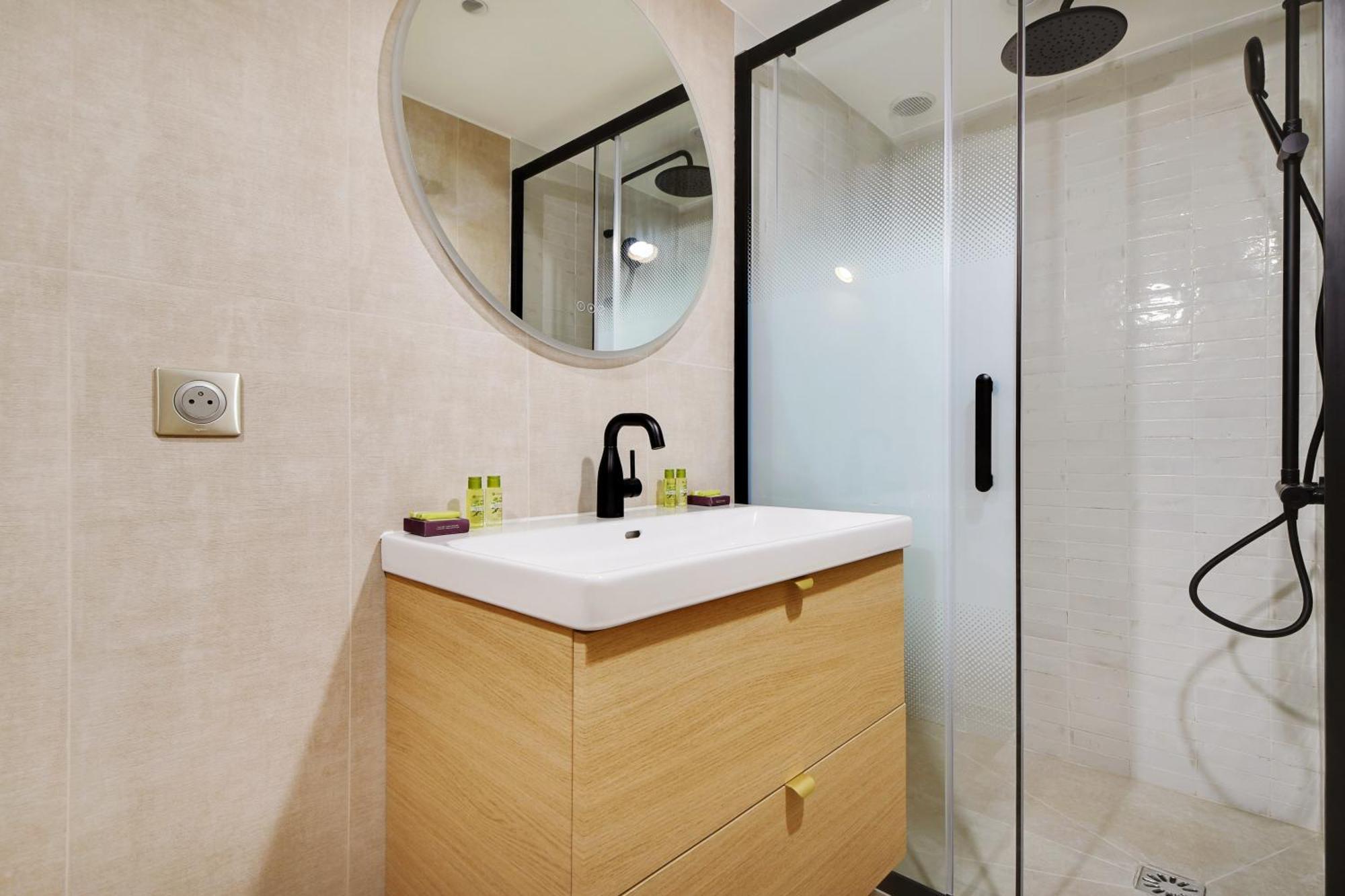 Superbe Appartement- 7P- Sacre Coeur Ramey I Paris Eksteriør billede